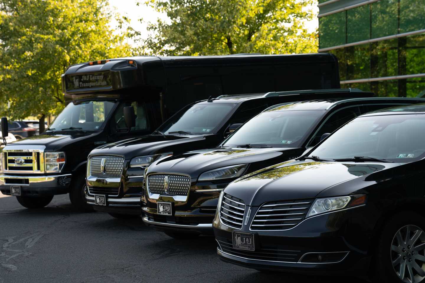 Make Your Summer Unforgettable With Luxury Transportation